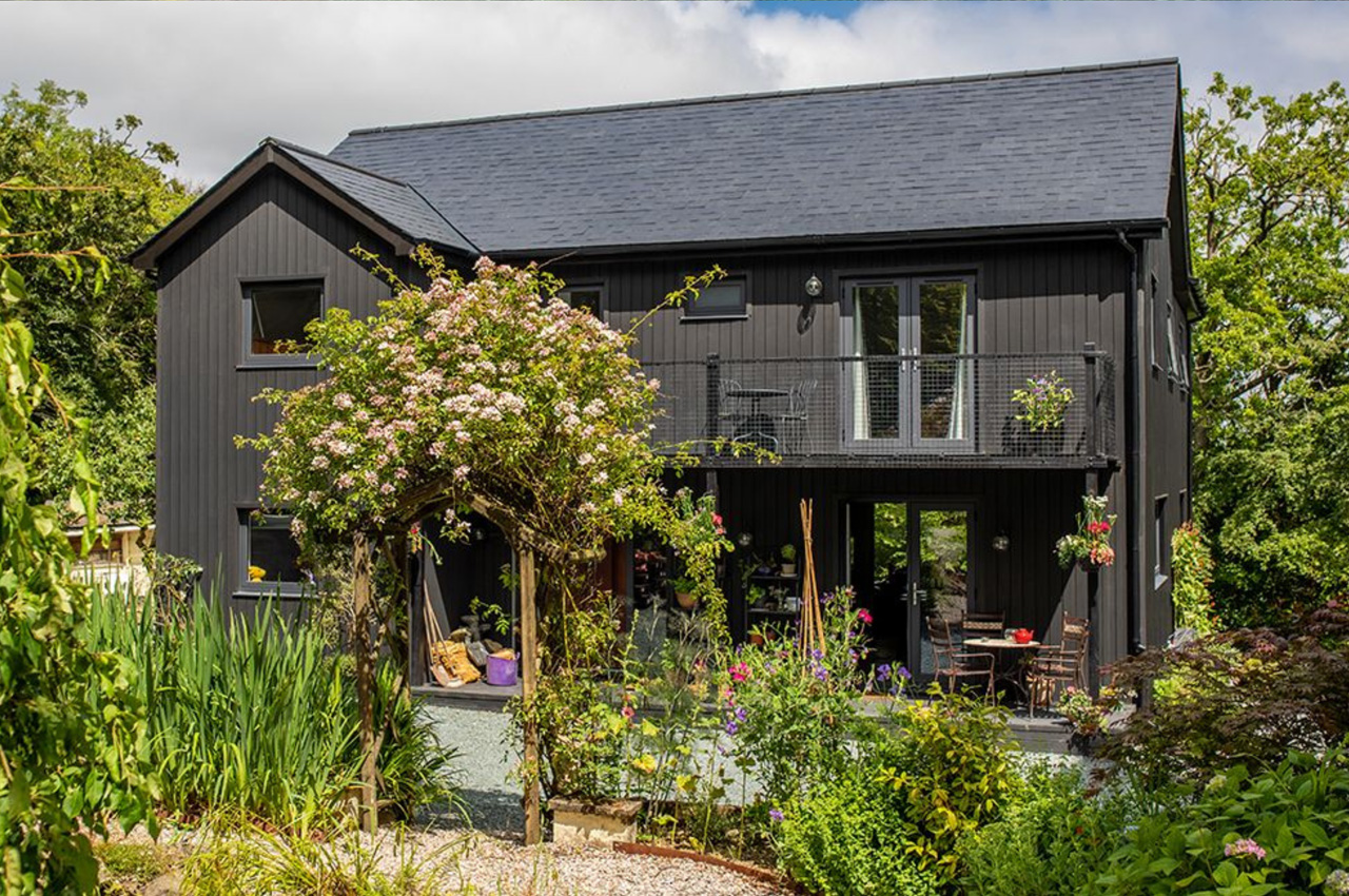 The Spinney | Cladco Composite Cladding Design 