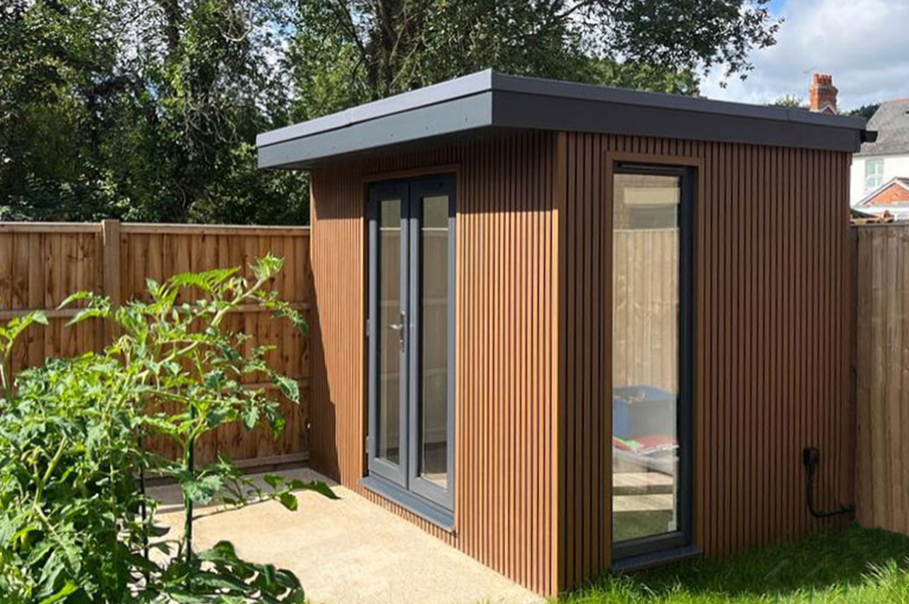 Outdoor office room with Composite Slatted Cladding in Teak