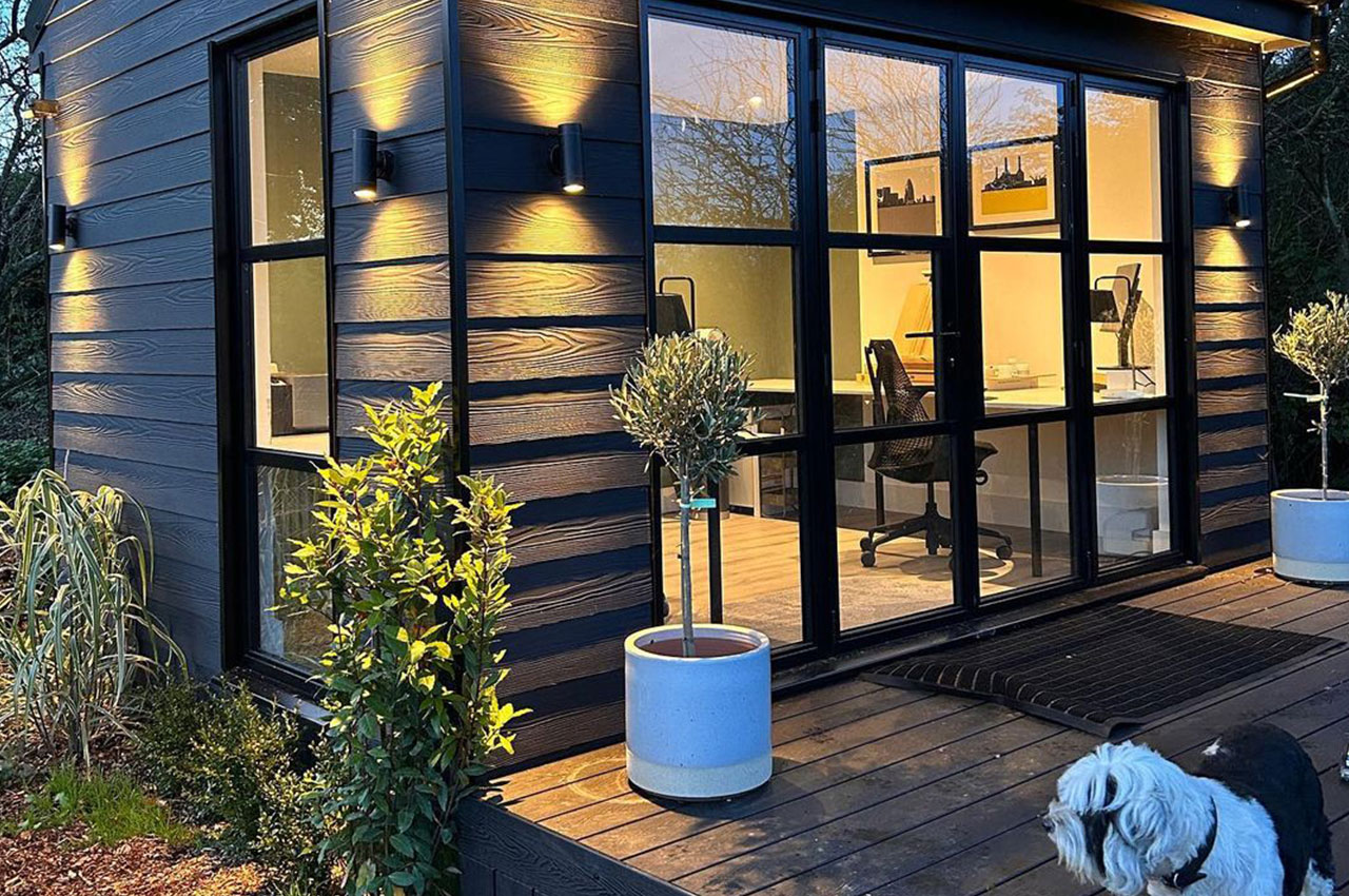 Remote working meets luxury with Fibre Cement Cladding and Composite Decking.