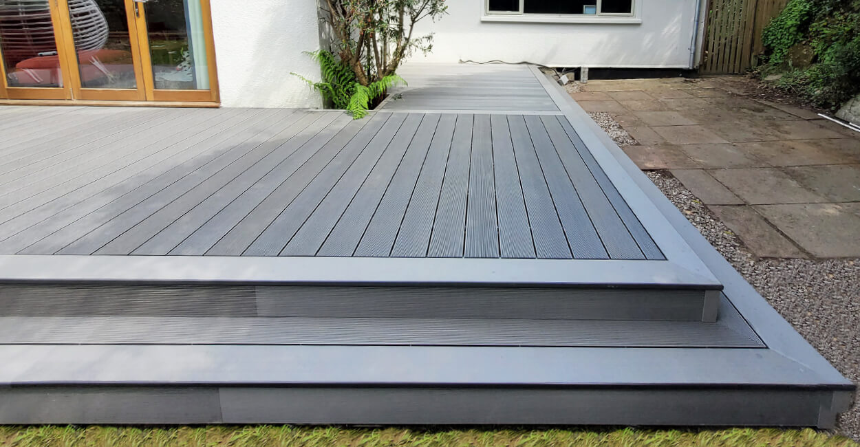 Professional wrap-around Decking design by @gullrockdeckingco adds a new dimension to this outside space.