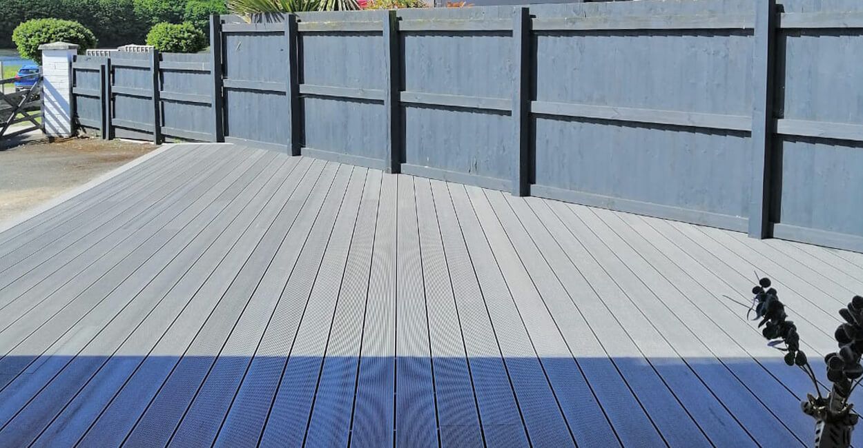 @Gullrockdeckingco uses Stone Grey Composite Decking to transform this outdoor space