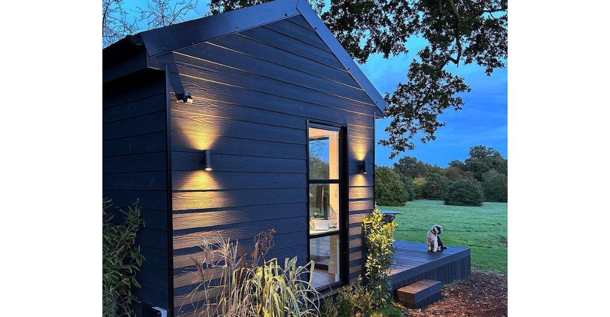 Remote working meets luxury with Fibre Cement Cladding and Composite Decking.