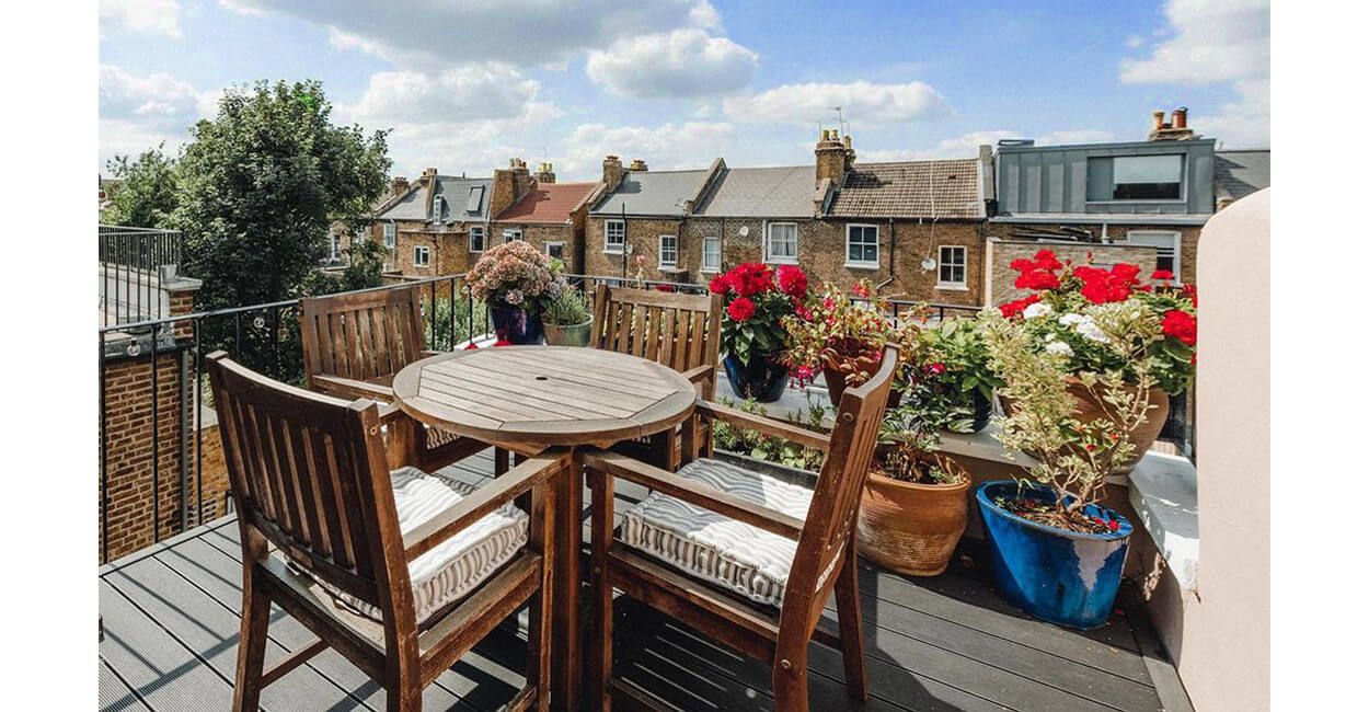 Compact Rooftop Decking area by @amelialucyhome using Cladco Composite Decking Boards in Charcoal