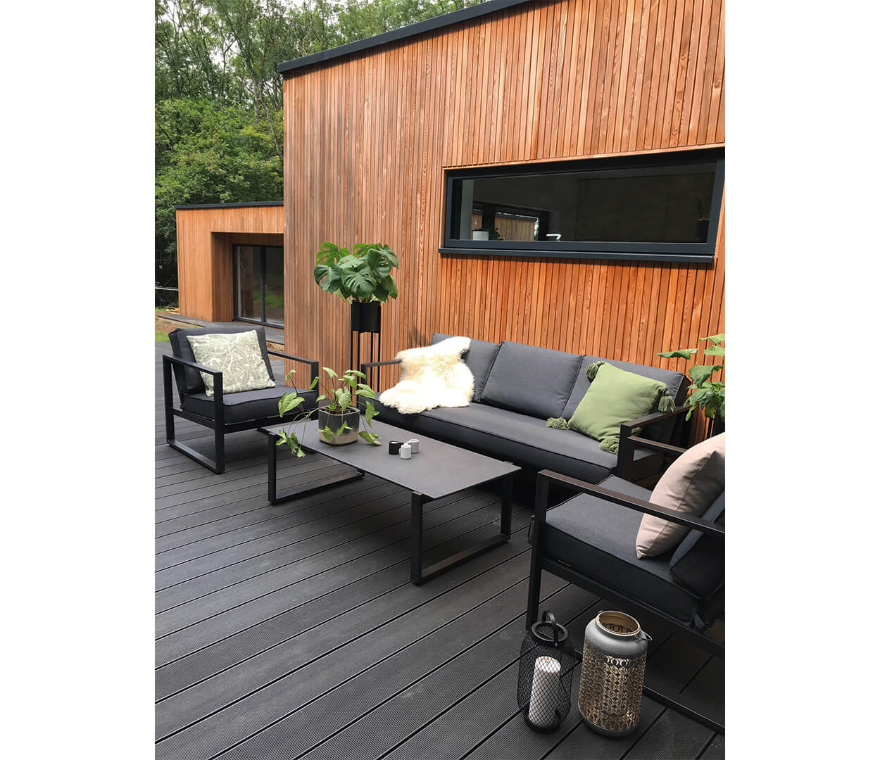 Cladco Charcoal Decking with Timber Clad walls