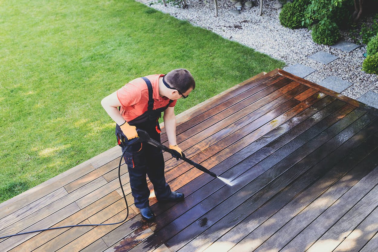 How to Pressure Wash Wood Decking (Step-By-Step)