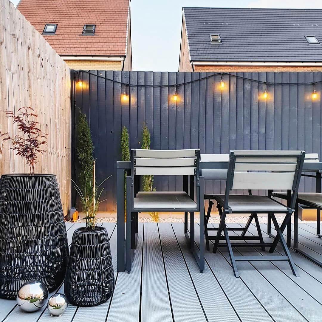 Composite Decking vs PVC Decking - Pros & Cons (Incl. Price)