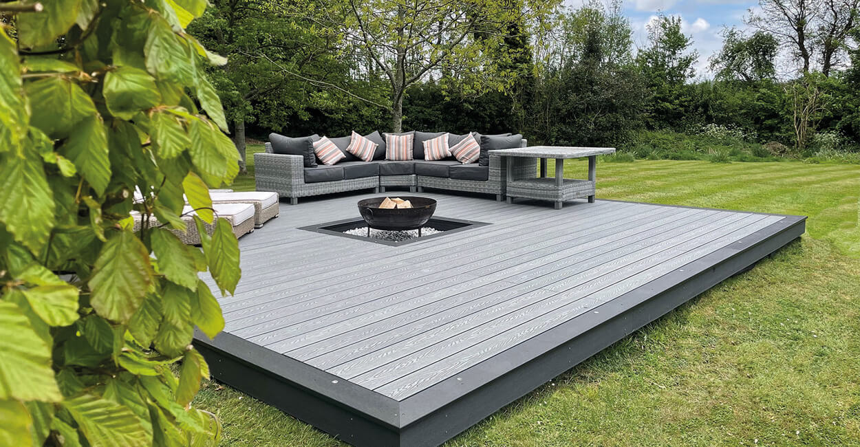 : Contrasting Coloured Decking creates a frame effect on this seating area.